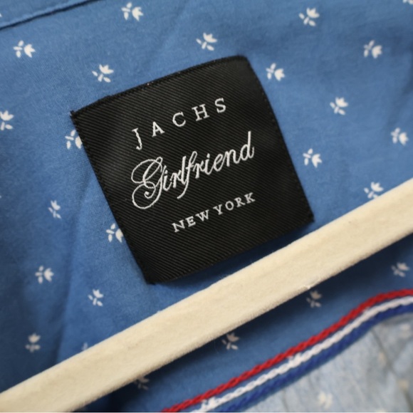 JACH’s Girlfriend Blue & White Sleeveless Button Down Top - Picture 3 of 7
